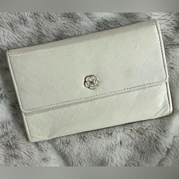 CHANEL Camélia wallet vintage - Picture 2 of 15